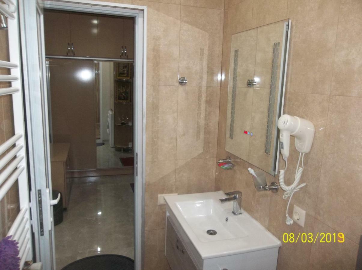 Мате Apartment 巴统 外观 照片