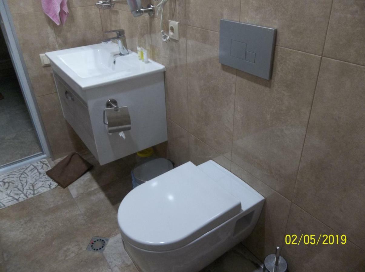 Мате Apartment 巴统 外观 照片